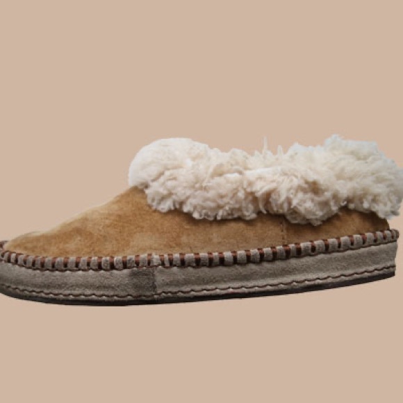 UGG Women’s Chestnut Wrin Slippers - Picture 8 of 9